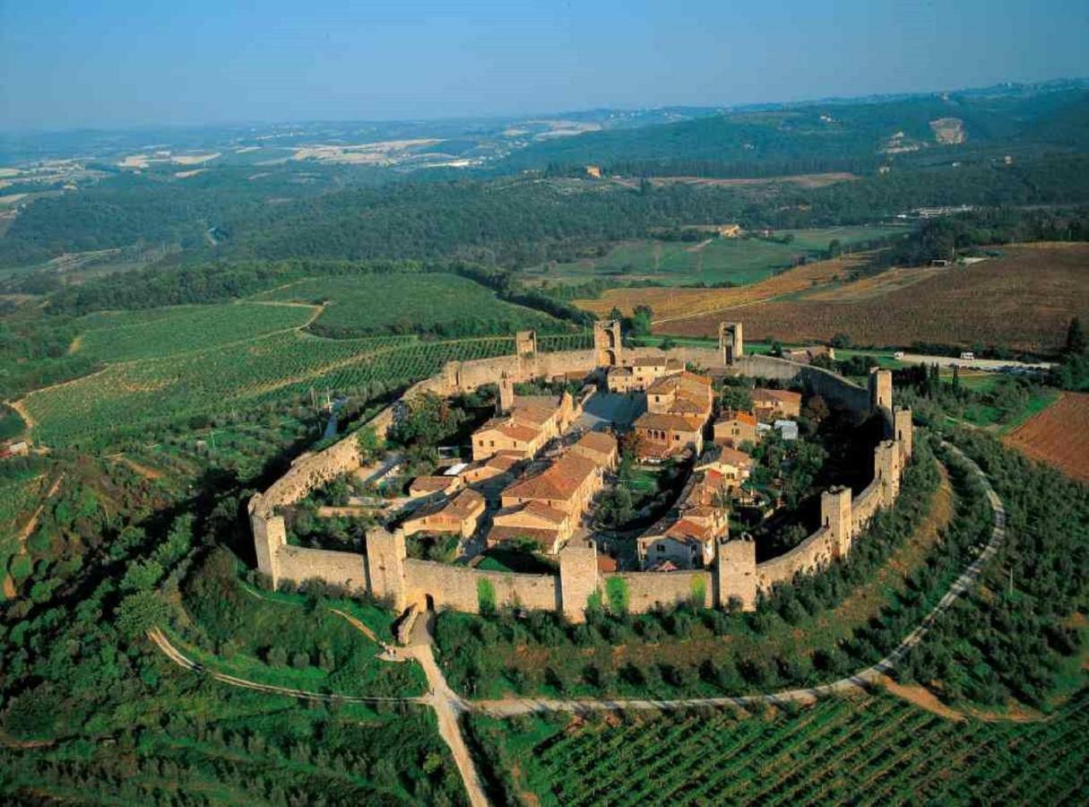 La Casa Del Fattore Monteriggioni Bagian luar foto